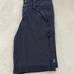Lululemon Athletica Black Cargo Shorts Versatile Design